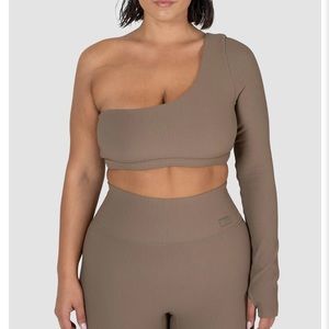 Never worn work out too mama